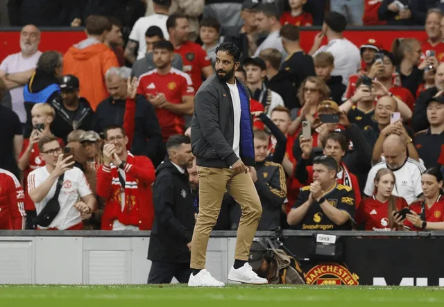 曼联跟队：如果没有称职的门将，那么谁当曼联主帅无所谓